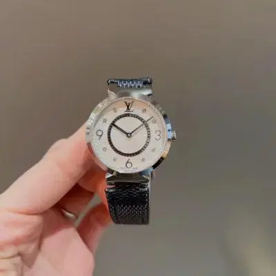 LOUIS VUITTON LV 904l Stainless Steel Quartz Watch 33MM — LOUIS VUITTON