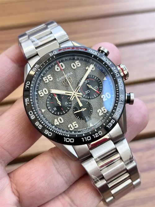 TAG Heuer Quartz Movement Watch 45mm — Tag-Heuer