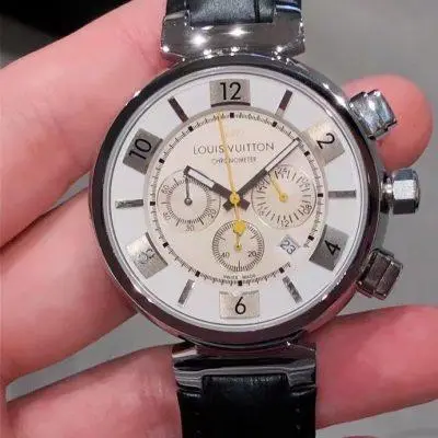 LOUIS VUITTON LV 904l Stainless Steel Quartz Watch 41MM — LOUIS VUITTON