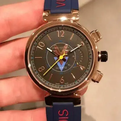 LOUIS VUITTON LV 904l Stainless Steel Quartz Watch 42MM — LOUIS VUITTON