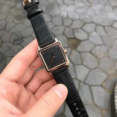 LOUIS VUITTON LV 904l Stainless Steel Quartz Watch 30MM — LOUIS VUITTON