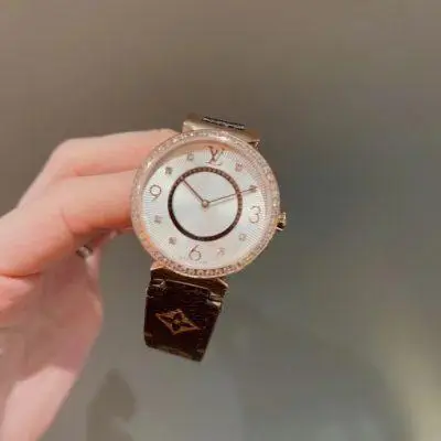 LOUIS VUITTON LV 904l Stainless Steel Quartz Watch 33MM — LOUIS VUITTON